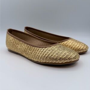 Steve Madden “Merlot” Gold and Beige Women's Flats